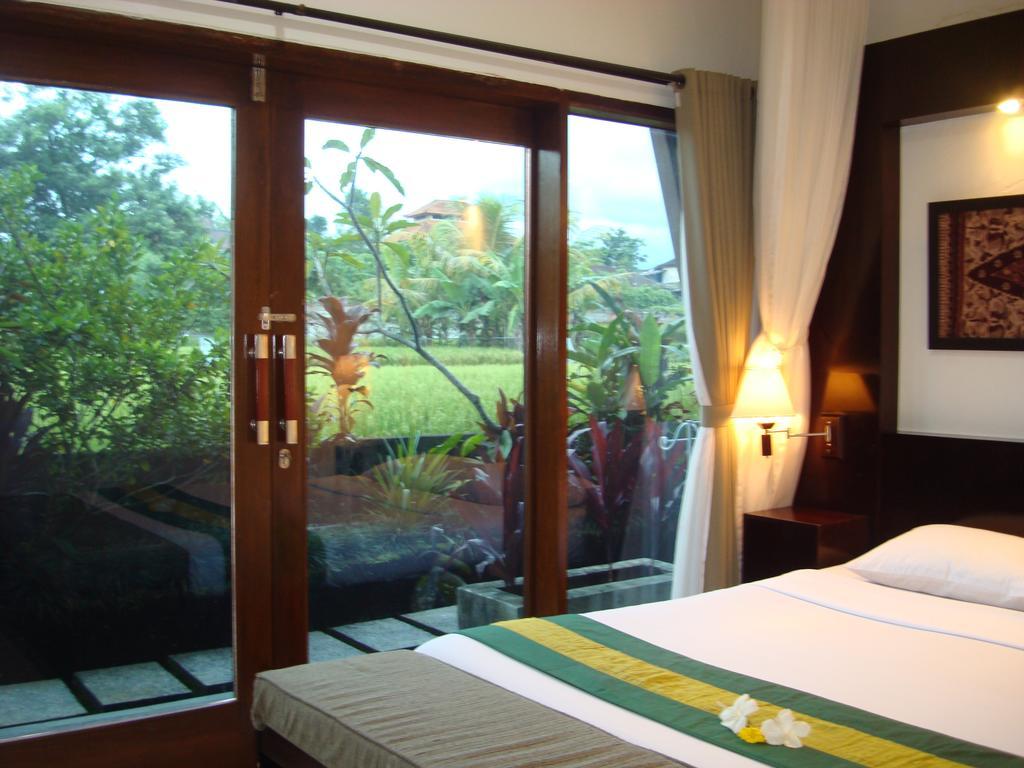 Anini Raka Resort&spa Resor